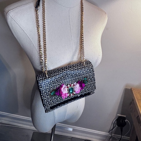 Betsey Johnson Black and Pink Floral Crossbody Bag - Picture 2 of 6